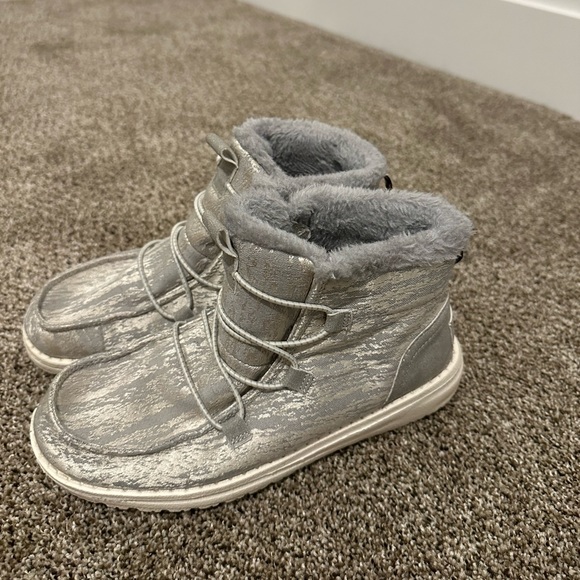 Hey Dude Booties - Picture 1 of 3